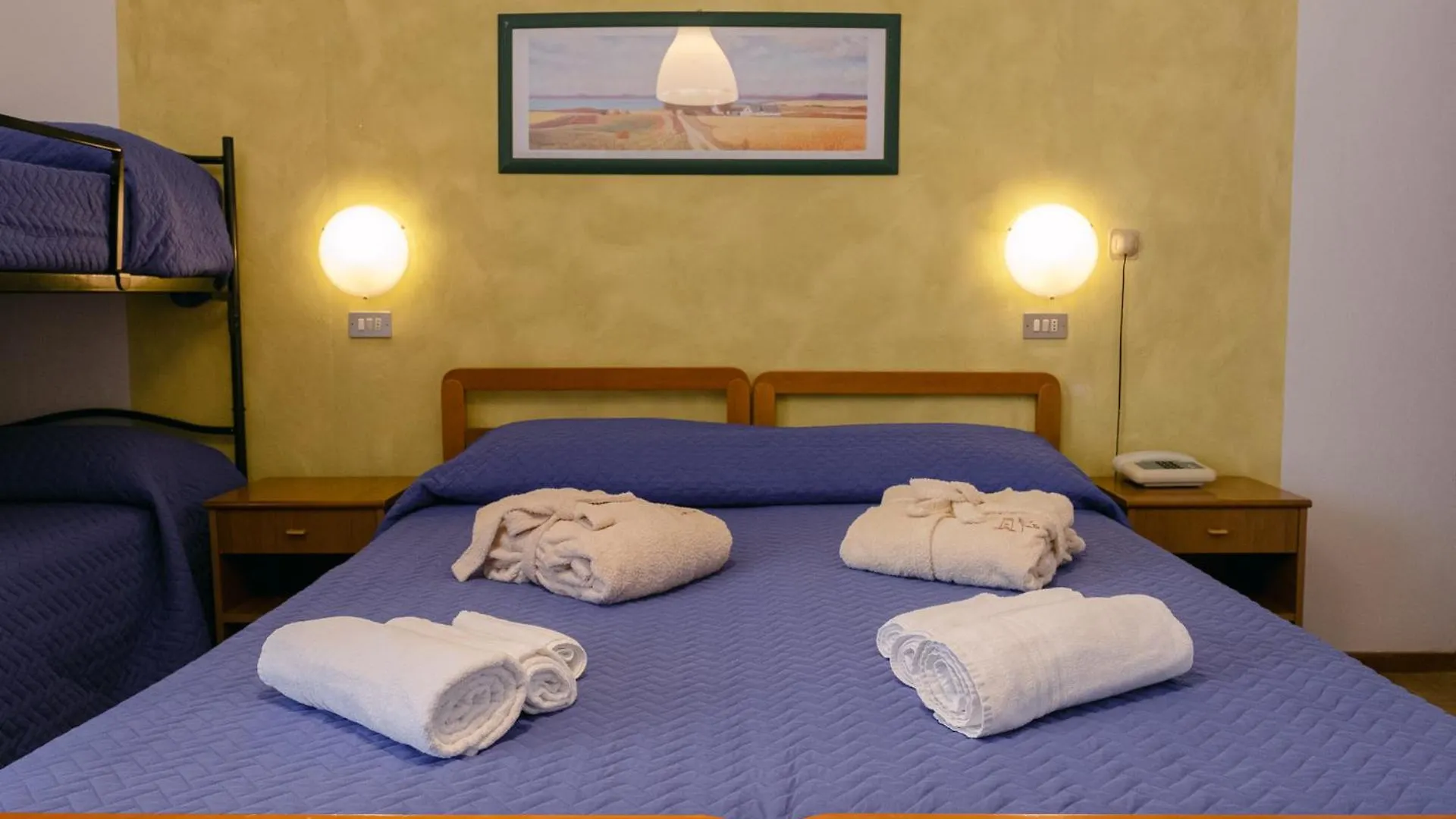 Hotel Pironi San Mauro Mare 3*,  Italia