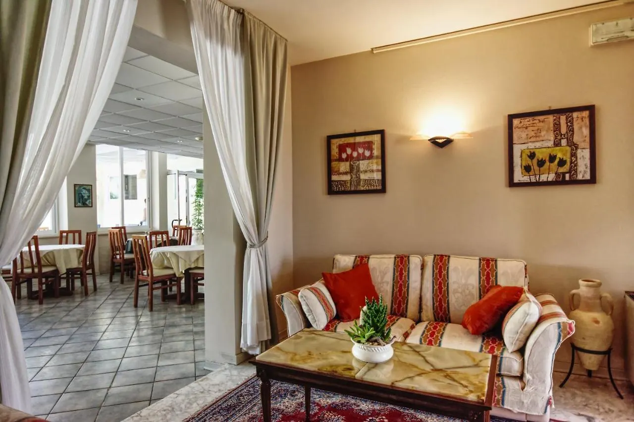 Hotel Pironi San Mauro Mare 3*,  Italia