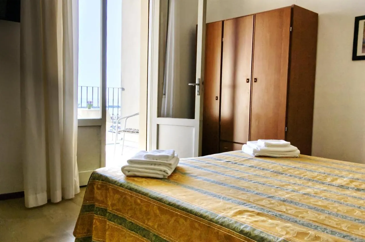 Hotel Pironi San Mauro Mare 3*,